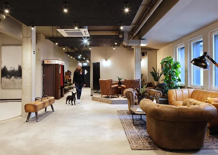 Bretterbude 3* 比苏姆