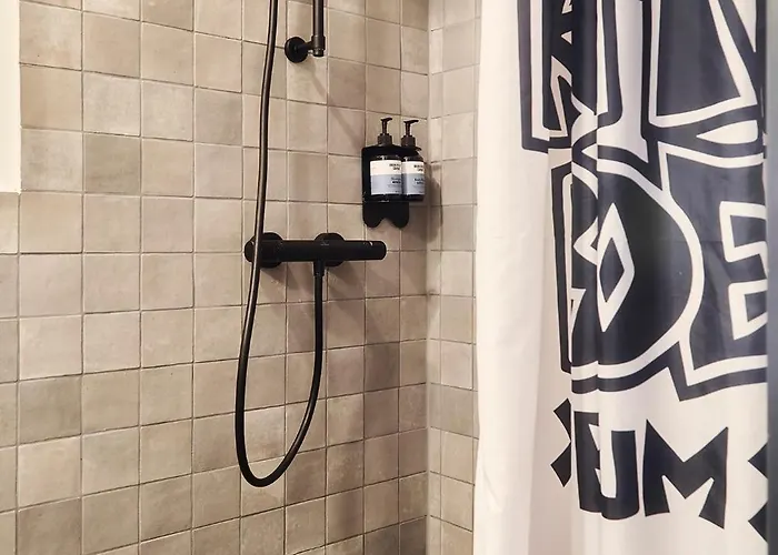 Hotel Bretterbude 3*