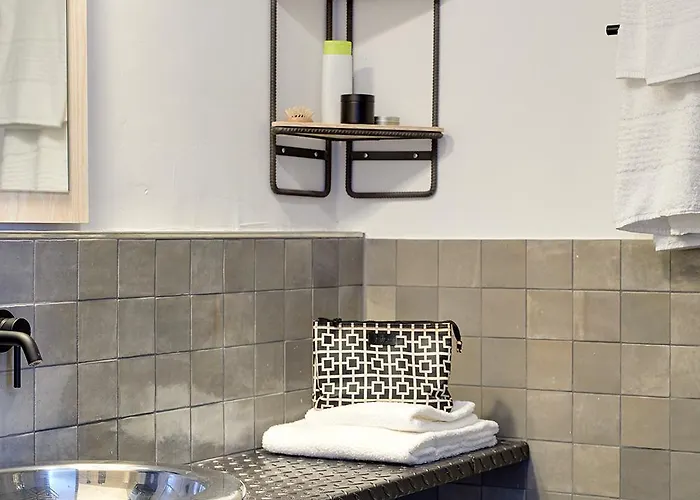 Bretterbude Hotel 3*